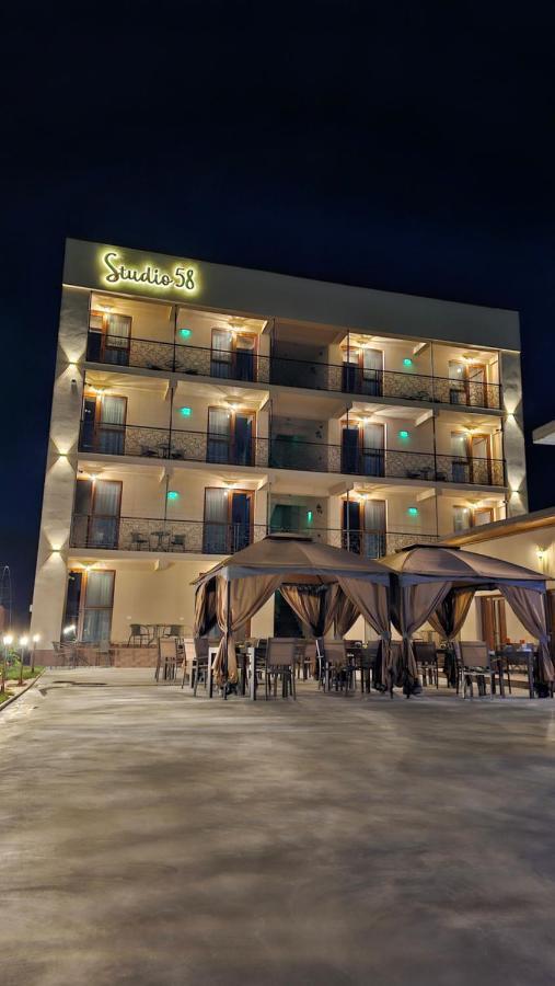 Studio 58 كوستِنيست المظهر الخارجي الصورة