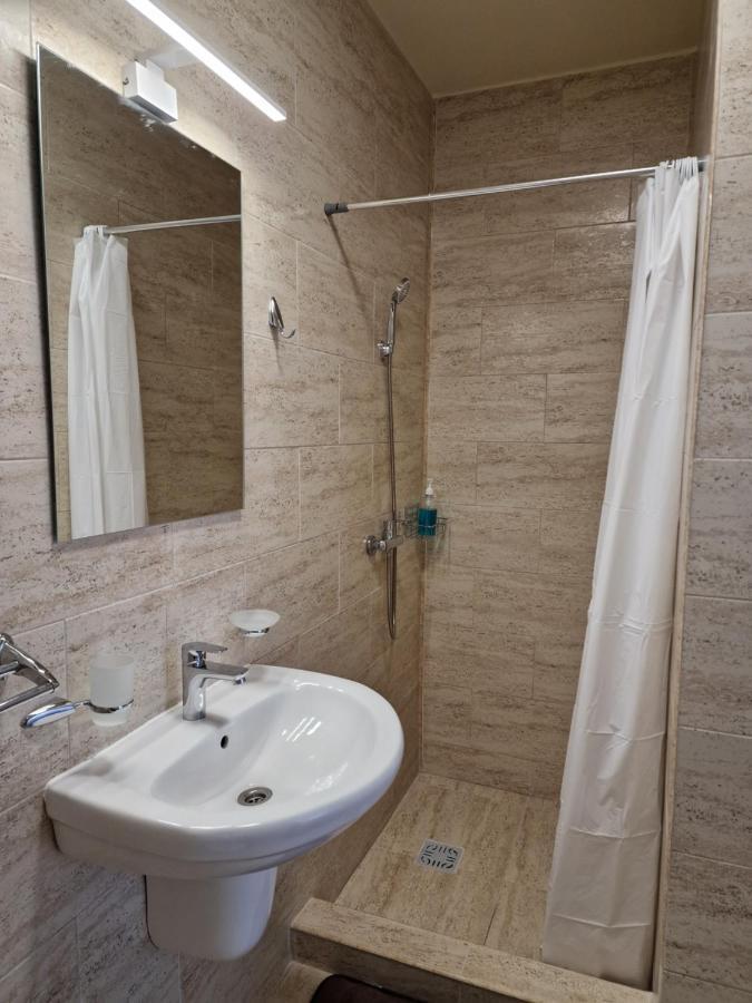 Studio 58 كوستِنيست المظهر الخارجي الصورة